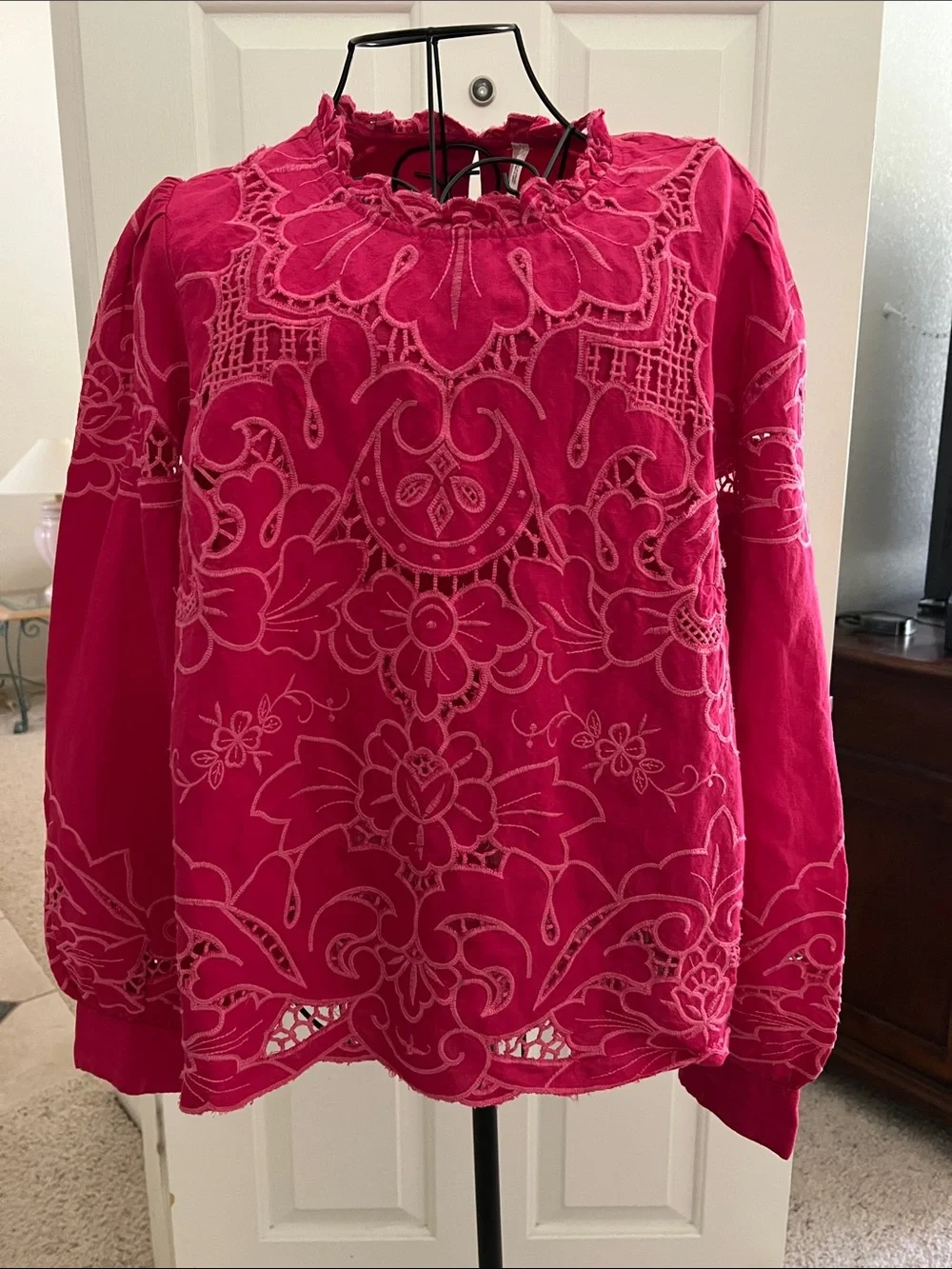 Anthropologie Fuchsia Pink Embroidered Long-Sleeve Blouse Size 14-16.